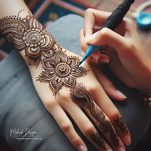 Make a lasting impression with breathtaking mehandi design for your back. We offer a variety of styles, from delicate and intricate to bold and statement-making. Find the perfect design to turn heads and express your unique style. Show off your masterpiece!