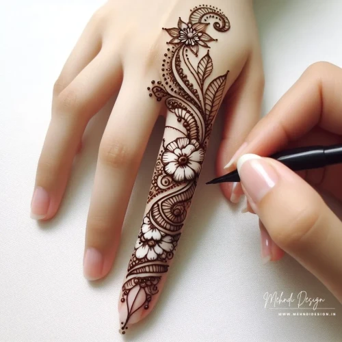 one-finger-mehndi-design.webp