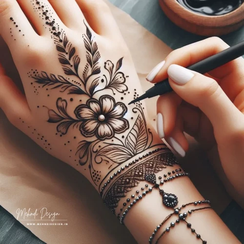 thin-mehndi-design.webp